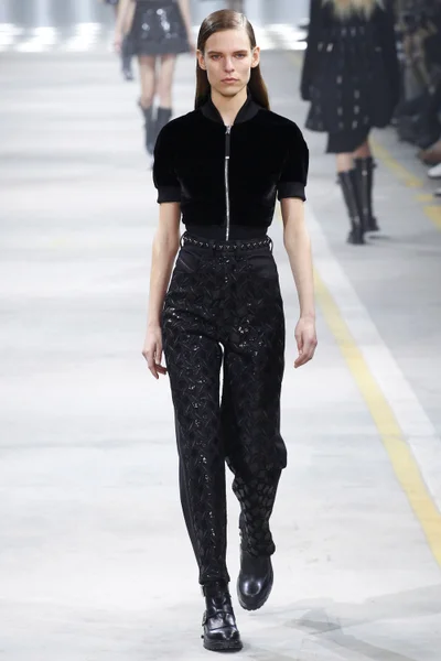 Look 20